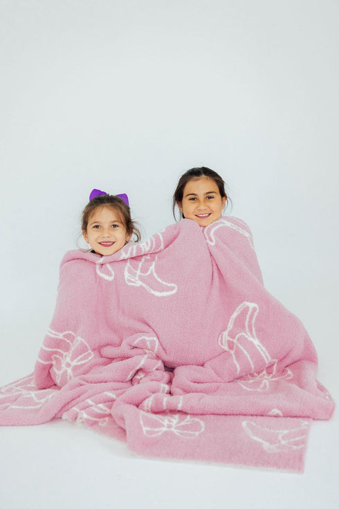 light-pink-cowgirl-cozy-blanket Mila & Rose - Sophia's Style-2