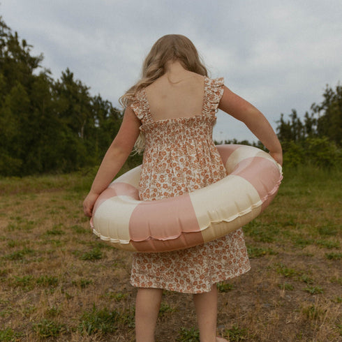 organic-smocked-sundress-sienna-makemake-organics-sophias-style-4