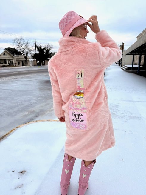 brooke-of-bubbles-long-pink-faux-fur-coat-sophias-style-2