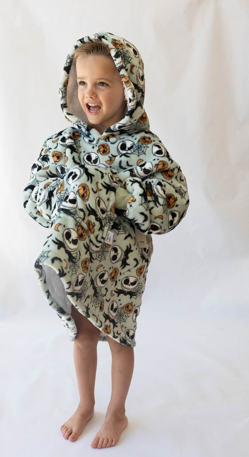 jack-skellington-sherpa-lined-hoodie-blanket House of Henry - Sophia's Style-2