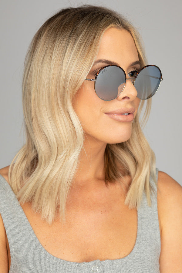 farrah-round-metal-sunglasses-blue Buddy Love - Sophia's Style-Farrah Round Metal Sunglasses - Blue-Blue--1