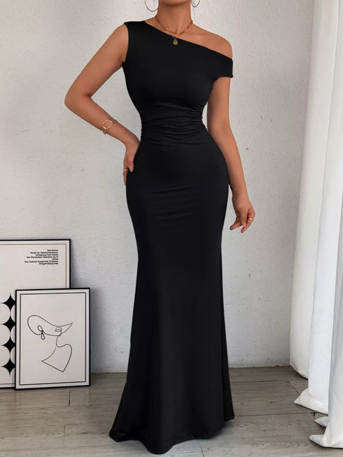 one-shoulder-ruched-bodycon-maxi-dress-OhSoStyled-Sophia's-Style-2