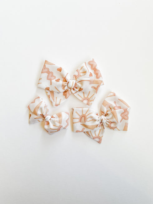 beachy-babe-pinwheel Boosh Baby - Sophia's Style-2