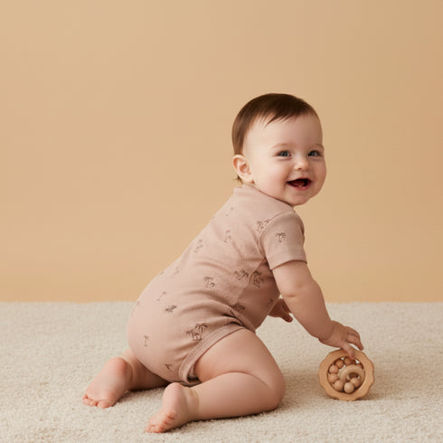 organic-short-sleeve-bubble-romper-island-palm-makemake-organics-sophias-style-3