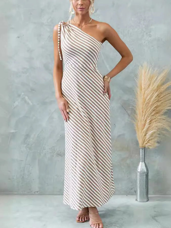 one-shoulder-striped-maxi-dress-OhSoStyled-Sophia's-Style-1