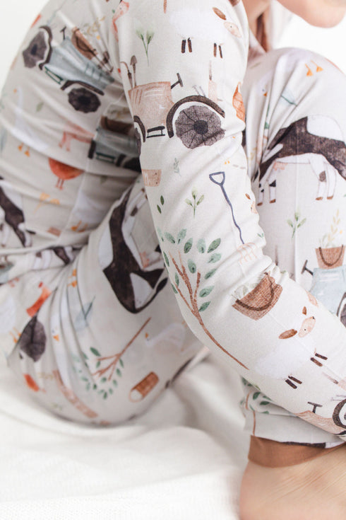 tractor-ride-farm-long-sleeve-pjs Big Dreams Little Jammie Session Sophia's Style-4