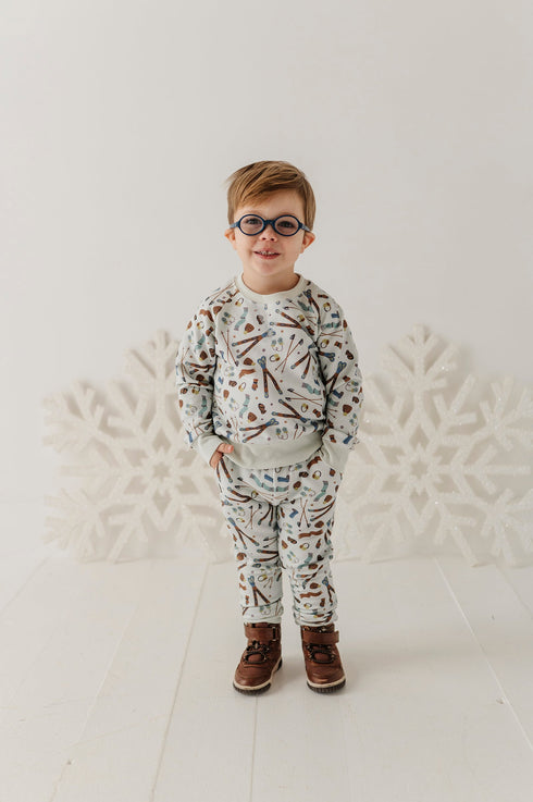 boys-fleece-sweatpants-in-boys-ski-baby-sprouts-sophias-style-2