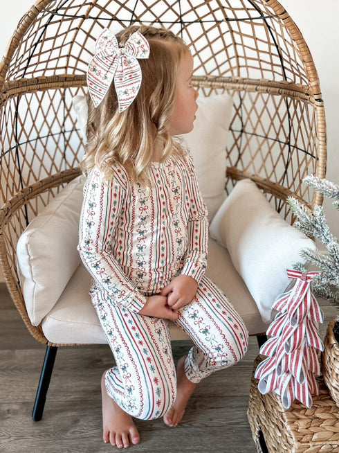candy-cane-lane-2pc-bamboo-pajamas- at Sophia's Style-2