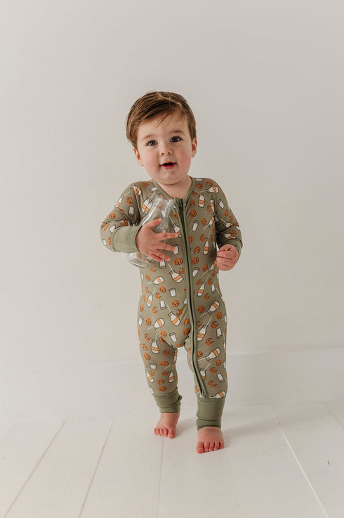 long-sleeve-zip-romper-in-cookies-n-milk-baby-sprouts-sophias-style-3