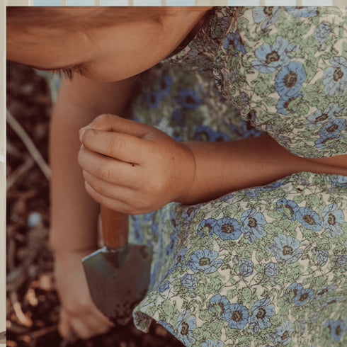 the-printed-short-sleeve-dress-pansy-sophias-style-3