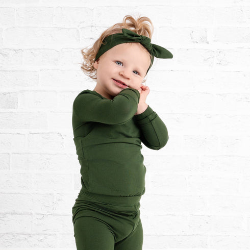 emerald-long-sleeve-pjs Big Dreams Little Jammie Session Sophia's Style-4