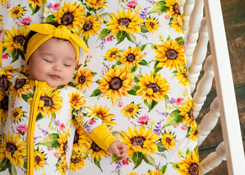 suns-and-roses-sunflowers-crib-sheet Big Dreams Little Jammie Session Sophia's Style-1