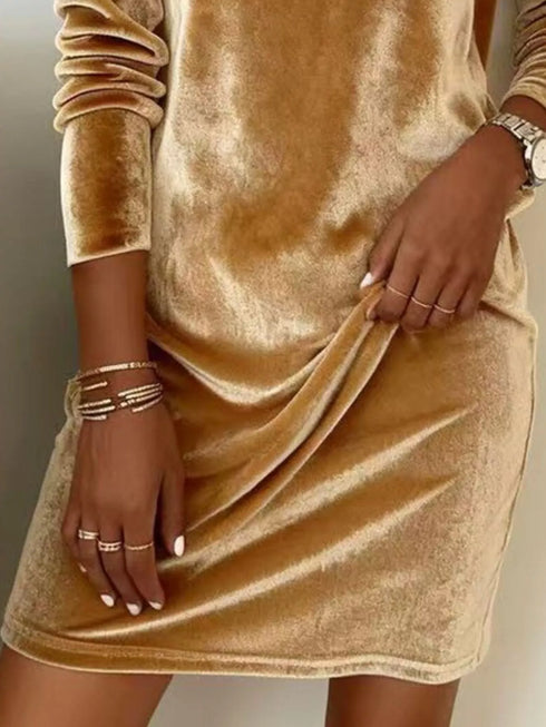 velvet-cowl-neck-long-sleeve-mini-dress-OhSoStyled-Sophia's-Style-3