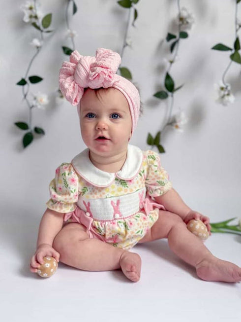 easter-bunny-embroidery-smocking-cute-baby-girl-romper-sophias-styleRomper-1