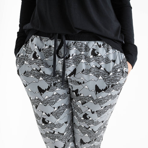 howling-hills-mountain-womens-jogger-pants Big Dreams Little Jammie Session Sophia's Style-2