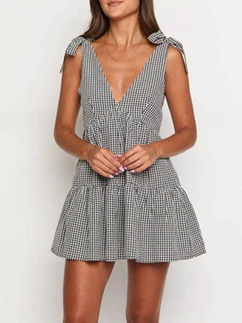 gingham-tie-shoulder-mini-dress-OhSoStyled-Sophia's-Style-4