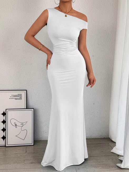 one-shoulder-ruched-bodycon-maxi-dress-OhSoStyled-Sophia's-Style-9