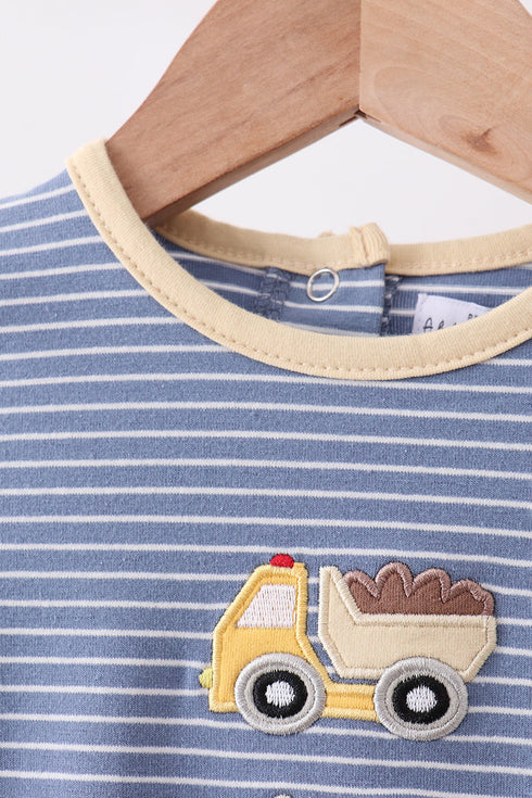 Blue stripe truck embroidery bubble