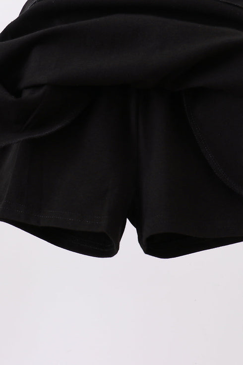 Black scallop hem bow skort