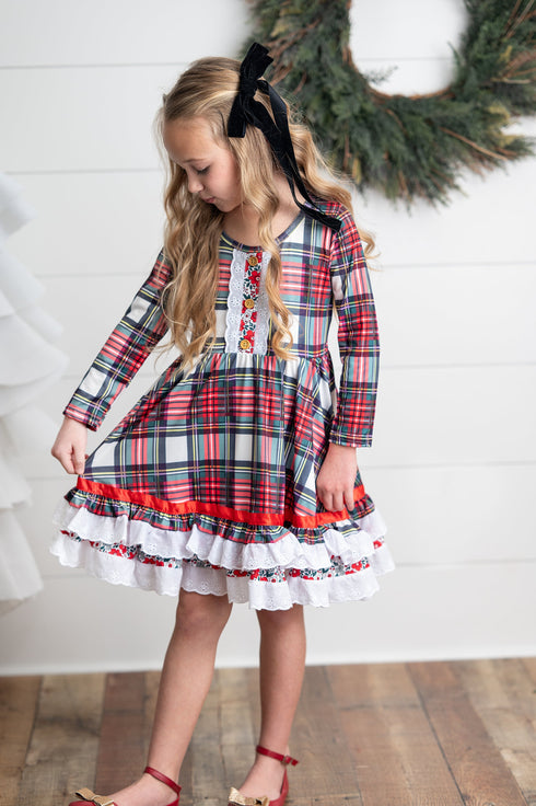 christmas-plaid-dress-adorable-sweetness-sophias-styleHoliday-1