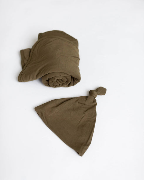 swaddle-blanket-and-hat-set-army-green-Sophia's Style-6