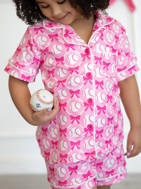 girls-baseball-bow-print-pajama-set-short-sleeve-pink-sophias-style-5