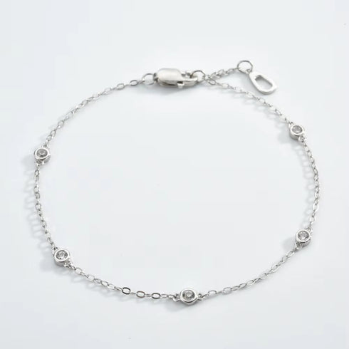 cosmic-halo-bezel-classic-cubic-zirconia-bracelet-Sophia's Style-4