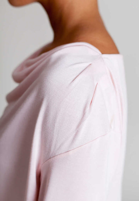 bon-voyage-travel-tee-blush-pink-buki-sophias-style-3