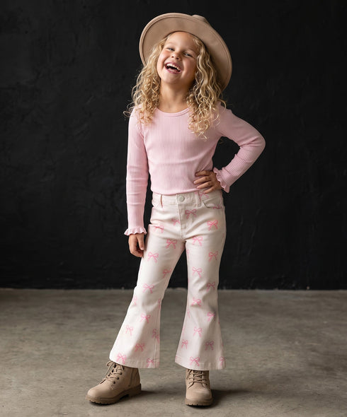 pink-bow-flare-jeans-oopsie-daisy-sophias-style-4