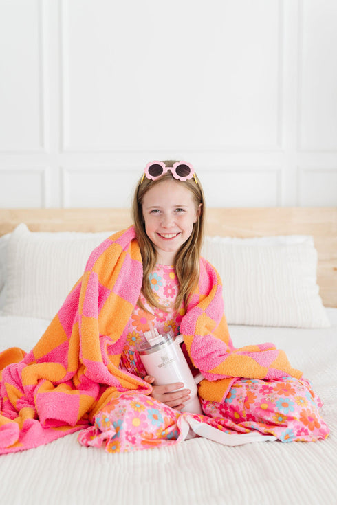 bright-pink-orange-checker-cozy-blanket Mila & Rose - Sophia's Style-4