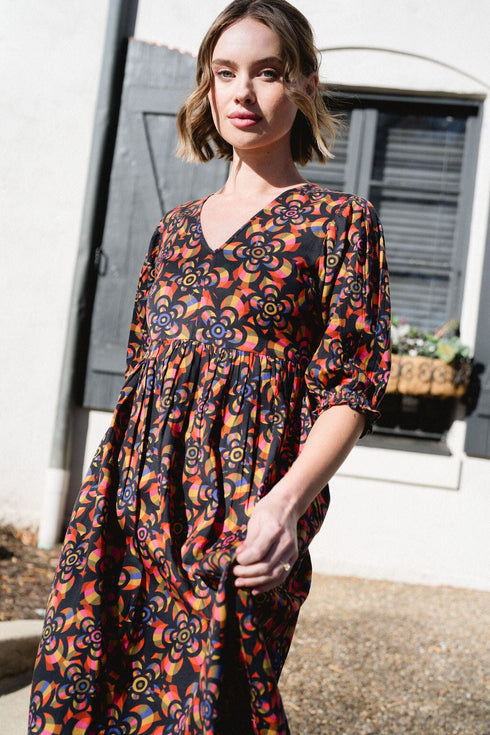 the-market-midi-dress-briton-court-sophias-style-5
