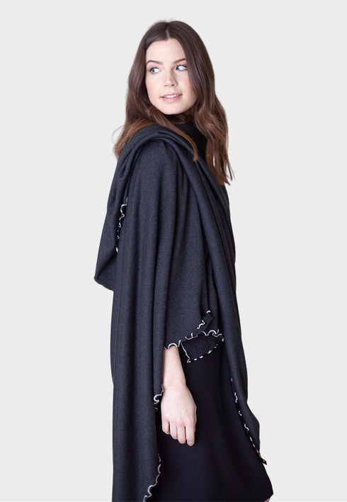 buki-travel-wrap-charcoal-grey-buki-sophias-style-7