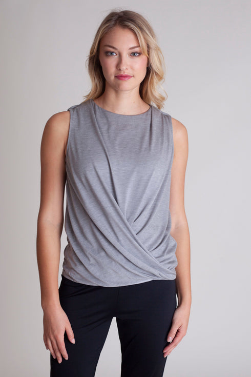 boss-babe-t-shirt-heather-gray-buki-sophias-styleT-SHIRTS-1