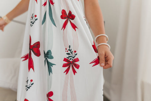 christmas-bow-lounge-gown-oopsie-daisy-sophias-style-4