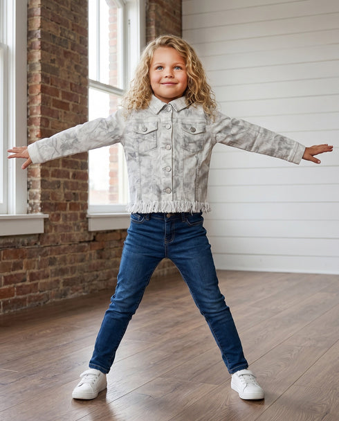 city-scout-fringe-denim-jacket-oopsie-daisy-sophias-style-5