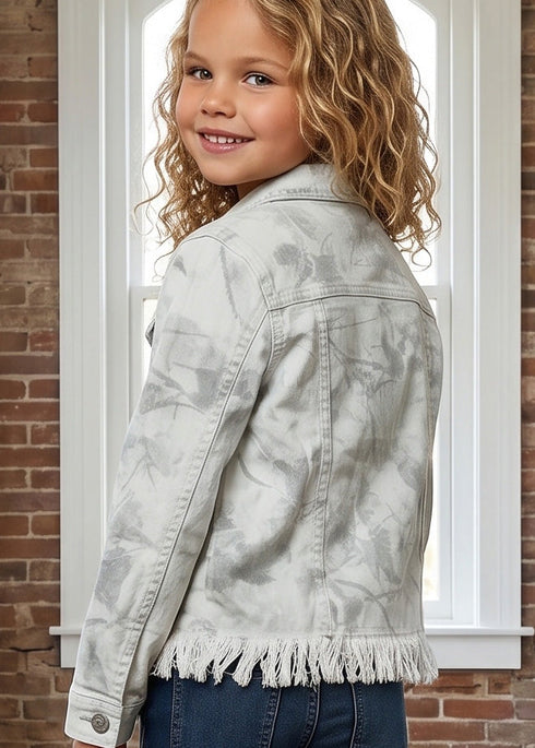 city-scout-fringe-denim-jacket-oopsie-daisy-sophias-style-7