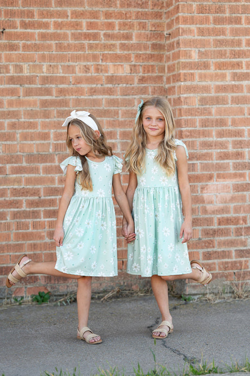 claire-sage-floral-dress-adorable-sweetness-sophias-style-3