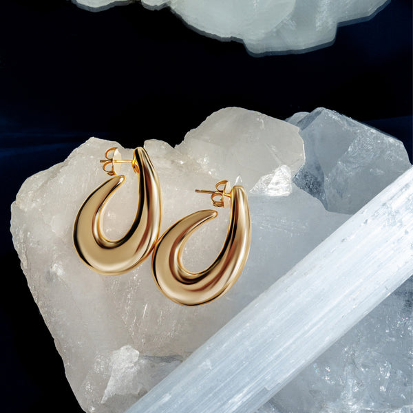 clara-gold-hoops-Sophia's StyleEarrings-1