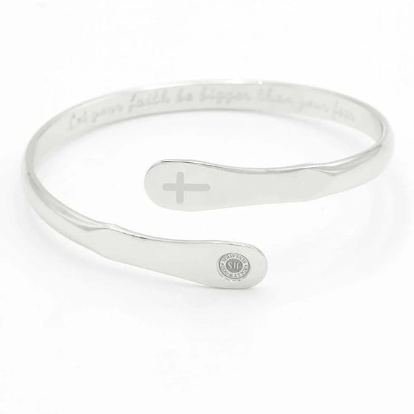 cross-bracelets-faith-bracelets-engraved-bracelets-let-your-faith-be-bigger-than-your-fear-Sophia's StyleBracelets-1