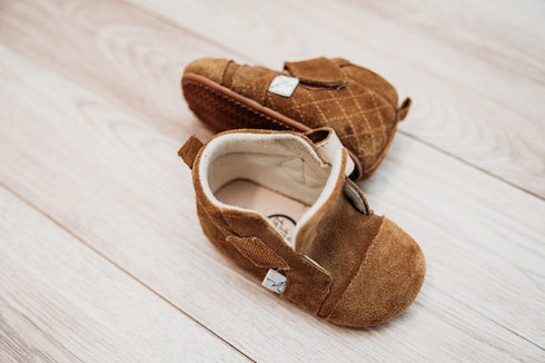 the-wyatt-boot Little Love Bug - Sophia's Style-Kids Shoes-size-6 (Barefoot Sole)-