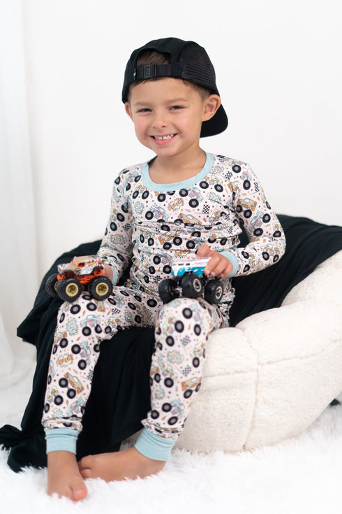 crash-hard-exclusive-dream-set Dream-Big-Little-Co-pajama-baby-blanket