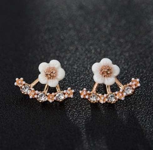 daisy-jacket-earrings-with-porcelain-flower-and-cubic-zirconia-Sophia's Style-6