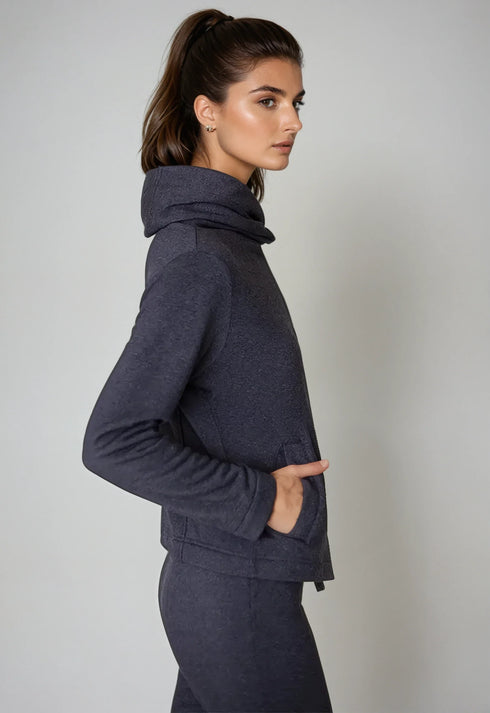 dakota-hoodie-sweatshirt-jacket-charcoal-buki-sophias-style-4