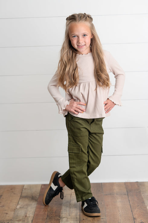 olive-green-cargo-denim-pants-oopsie-daisy-sophias-style-8