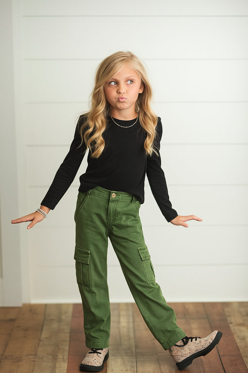 olive-green-cargo-denim-pants-oopsie-daisy-sophias-style-4