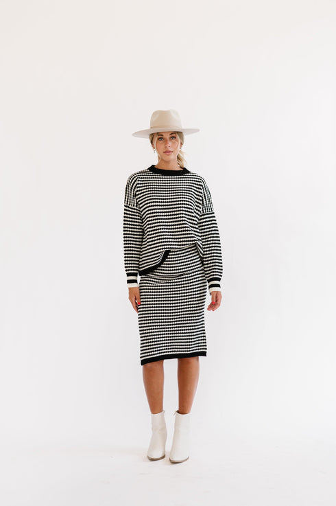 harper-sweater-skirt-set-1-fehrnvi-sophias-style-5