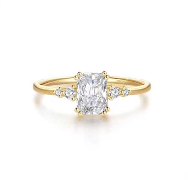 stellar-elegant-ring-with-radiant-aaaaa-cubic-zirconia-Sophia's StyleRings-1