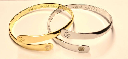 engraved-i-love-you-to-the-moon-and-back-bracelet-moon-and-heart-bracelets-Sophia's Style-9