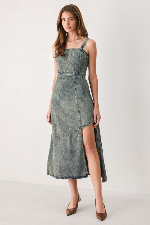 exotic-breeze-denim-midi-dress-1-flying-tomato-sophias-style-2