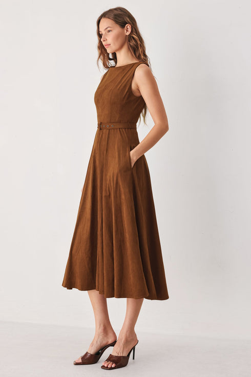amber-tobacco-faux-suede-midi-dress-flying-tomato-sophias-style-5